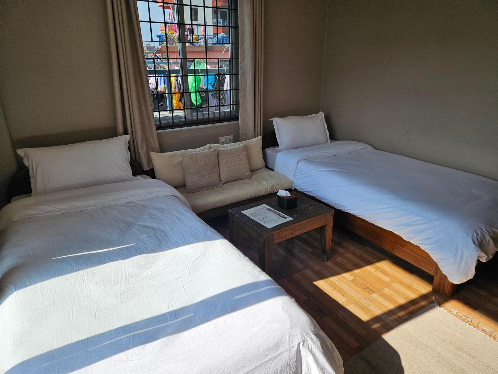 Hotel Blossom بوكْرا المظهر الخارجي الصورة